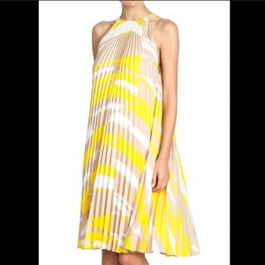 Max Mara Pleated print dress